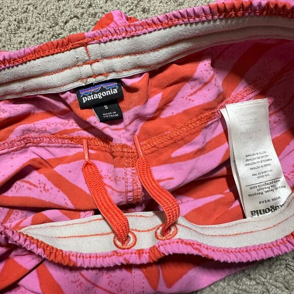 Patagonia Women's Pink Eucalyptus Fronds Pattern Baggies Shorts, Small - Picture 5 of 8